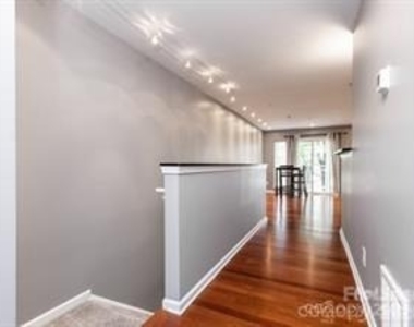 3813 Picasso Court - Photo Thumbnail 4