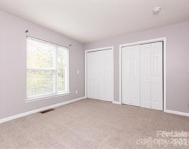 3813 Picasso Court - Photo Thumbnail 6