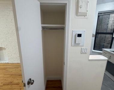 East 83rd Street - Photo Thumbnail 7