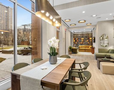 492 2nd Avenue - Photo Thumbnail 6