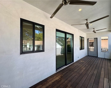 143 N Ardmore Avenue - Photo Thumbnail 27