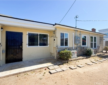 320 E Marshall Street - Photo Thumbnail 1