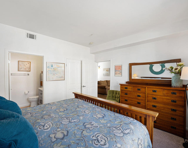 436 Poli Street - Photo Thumbnail 17