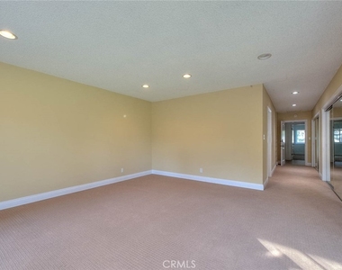16612 Park Lane Circle - Photo Thumbnail 28