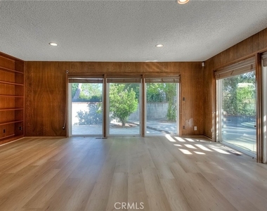 16612 Park Lane Circle - Photo Thumbnail 19