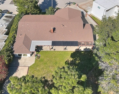 16612 Park Lane Circle - Photo Thumbnail 45