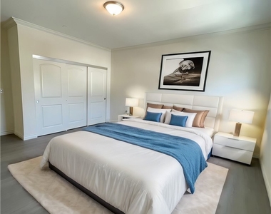 820 N Soldano - Photo Thumbnail 2