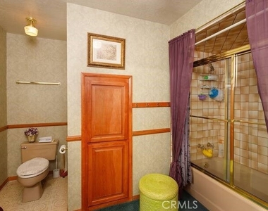 723 Bergschrund - Photo Thumbnail 21