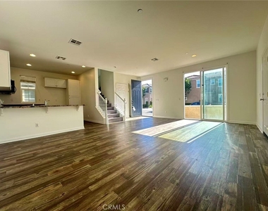 5862 Ginger Drive - Photo Thumbnail 1