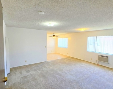 1086 Springfield Street - Photo Thumbnail 1