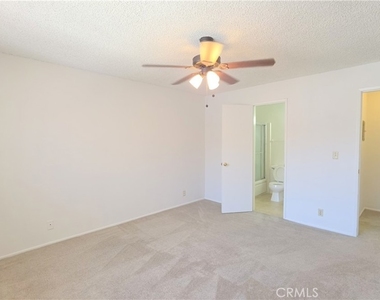 1086 Springfield Street - Photo Thumbnail 13