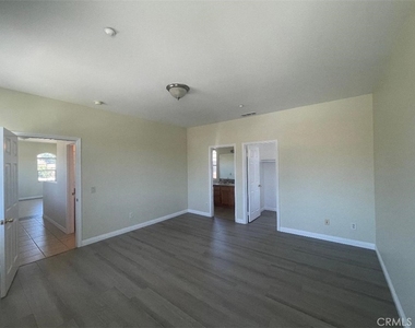 5605 Temple City Blvd. - Photo Thumbnail 7