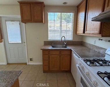 5605 Temple City Blvd. - Photo Thumbnail 14