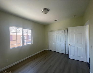 5605 Temple City Blvd. - Photo Thumbnail 10