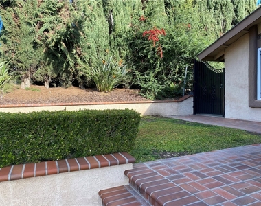 840 Bridle Drive - Photo Thumbnail 1