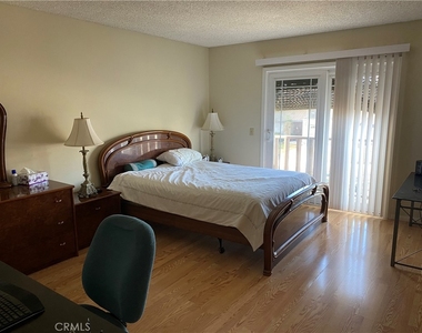840 Bridle Drive - Photo Thumbnail 11