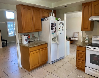 840 Bridle Drive - Photo Thumbnail 5