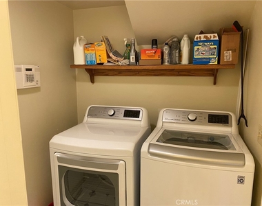 840 Bridle Drive - Photo Thumbnail 9