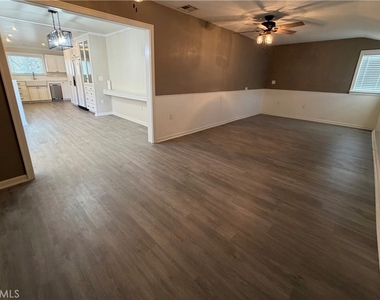 28461 Portsmouth Drive - Photo Thumbnail 13