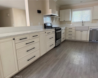 28461 Portsmouth Drive - Photo Thumbnail 1