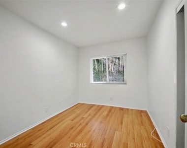 22525 Flamingo - Photo Thumbnail 19