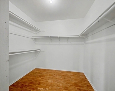 22525 Flamingo - Photo Thumbnail 12