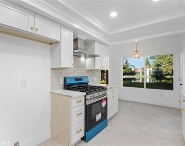 4157 Pinewood Lake - Photo Thumbnail 11