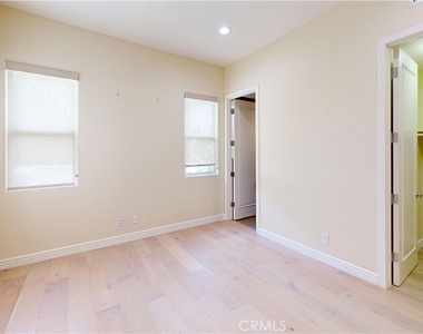 3339 Paseo Del Sol - Photo Thumbnail 23