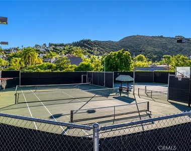3339 Paseo Del Sol - Photo Thumbnail 44