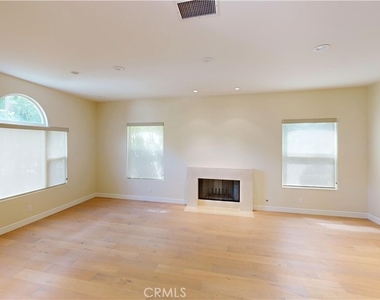 3339 Paseo Del Sol - Photo Thumbnail 26