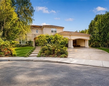 3339 Paseo Del Sol - Photo Thumbnail 1