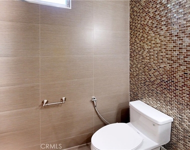 3339 Paseo Del Sol - Photo Thumbnail 16