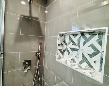 9318 Encino Ave - Photo Thumbnail 26