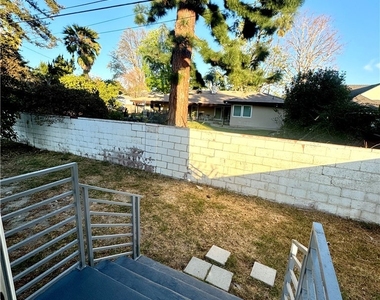 9318 Encino Ave - Photo Thumbnail 28