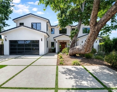 23262 Gonzales Drive - Photo Thumbnail 4