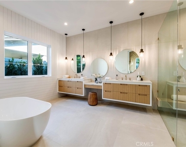 5323 Allott Avenue - Photo Thumbnail 53