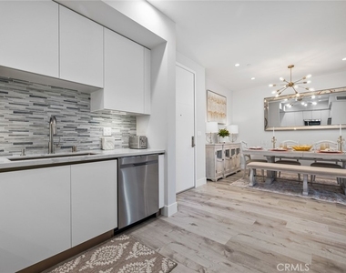 5820 La Mirada Avenue - Photo Thumbnail 24