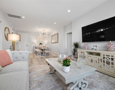 5820 La Mirada Avenue - Photo Thumbnail 13