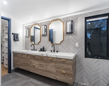 4627 Ethel Ave - Photo Thumbnail 10