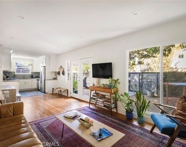 2304 W Avenue 31 - Photo Thumbnail 4