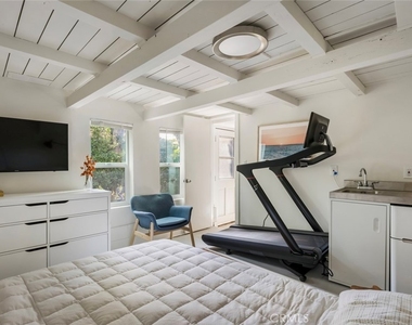 2304 W Avenue 31 - Photo Thumbnail 19