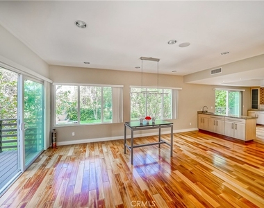 5512 Leghorn - Photo Thumbnail 57