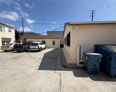 12924 Prairie Avenue - Photo Thumbnail 15