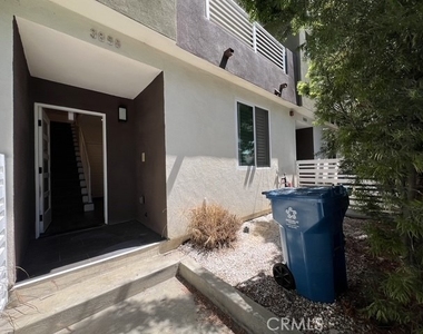 3855 139th Street - Photo Thumbnail 4