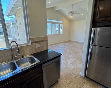942 Sartori Avenue - Photo Thumbnail 9