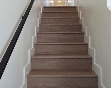 837 E 33rd - Photo Thumbnail 2