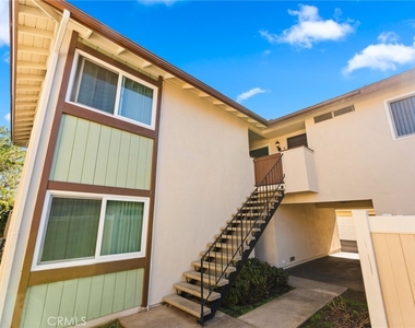 17972 Baron Circle - Photo Thumbnail 3