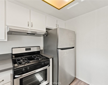 17972 Baron Circle - Photo Thumbnail 14
