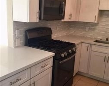 380 W Wilson - Photo Thumbnail 7
