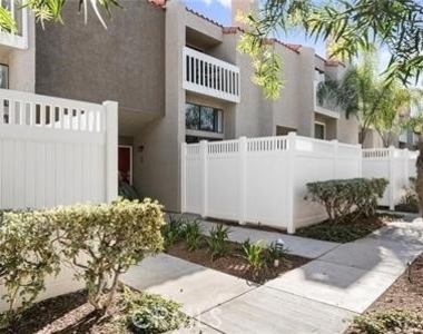 380 W Wilson - Photo Thumbnail 2